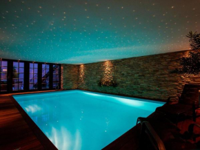 Unique holiday apartment with starry sky pool